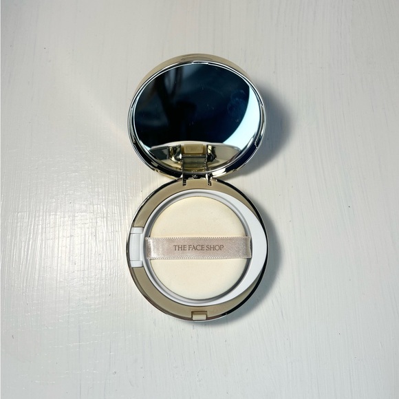 CC OIL-FREE CUSHION BROAD SPECTRUM SPF 50 THE FACE SHOP 0.52 OZ - Picture 10 of 10